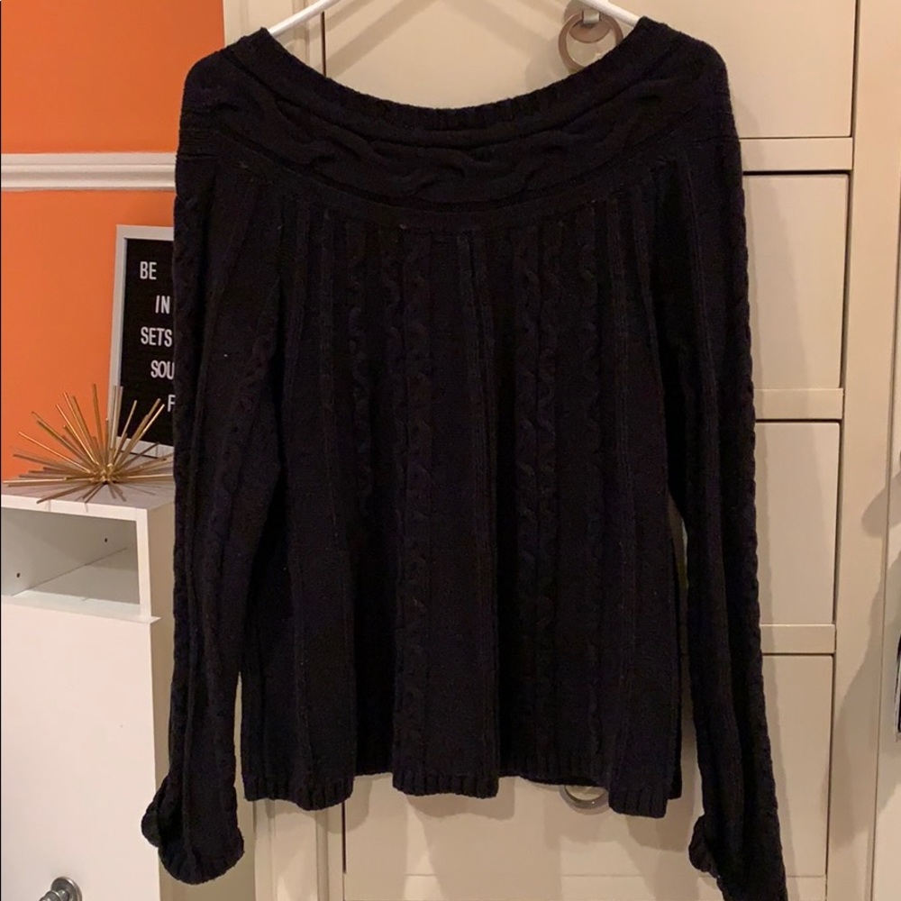 Sweater - Picture 2 of 4